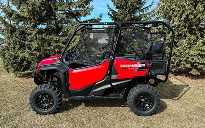 2024 Honda Pioneer 1000-5 Deluxe