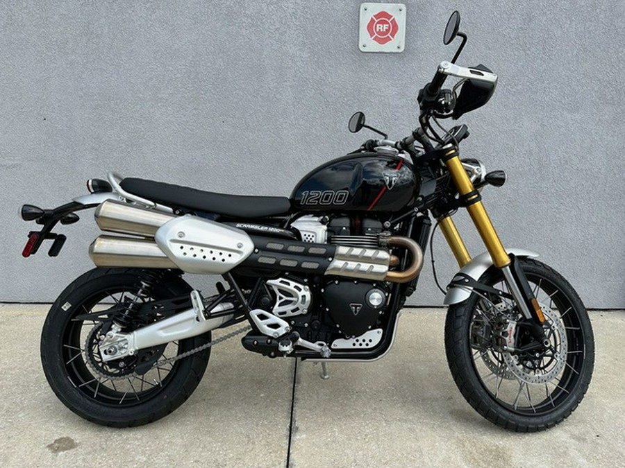 2024 Triumph Scrambler 1200 XE Phantom Black Storm Grey