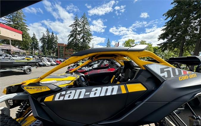 2024 Can-Am™ Maverick R X rs