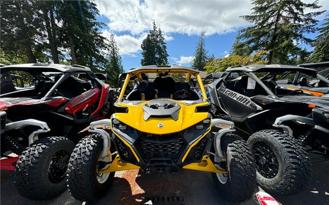 2024 Can-Am™ Maverick R X rs