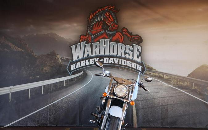 2025 Suzuki Boulevard C50T Special