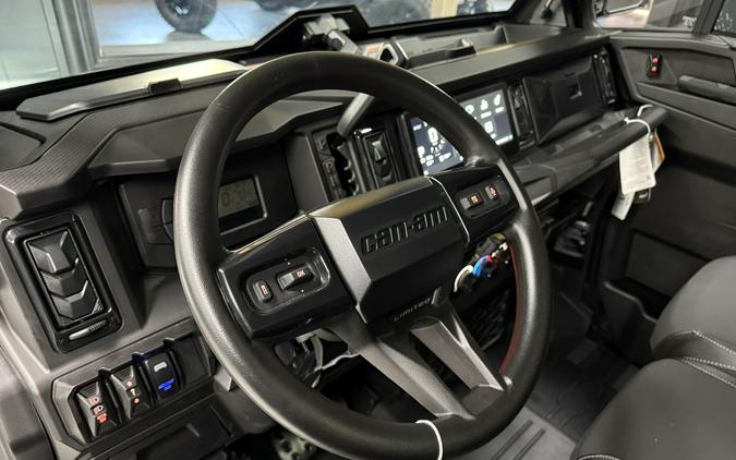 2026 Can-Am Defender Limited HD11