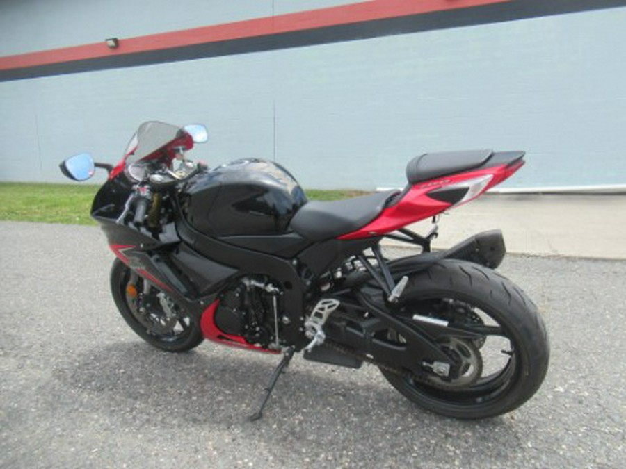2014 Suzuki GSX-R750™
