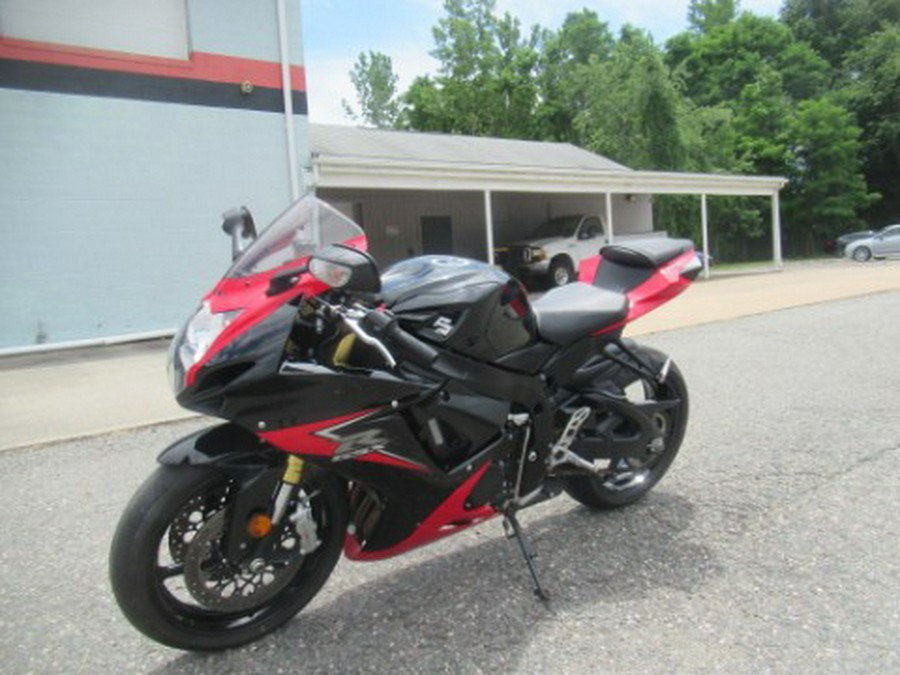 2014 Suzuki GSX-R750™