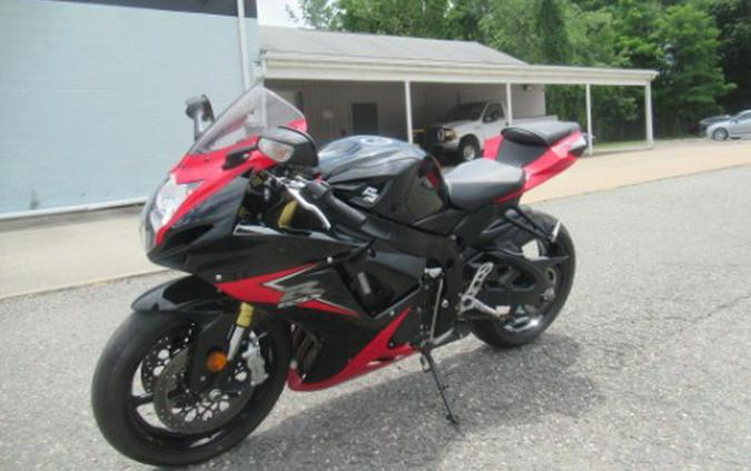 2014 Suzuki GSX-R750™