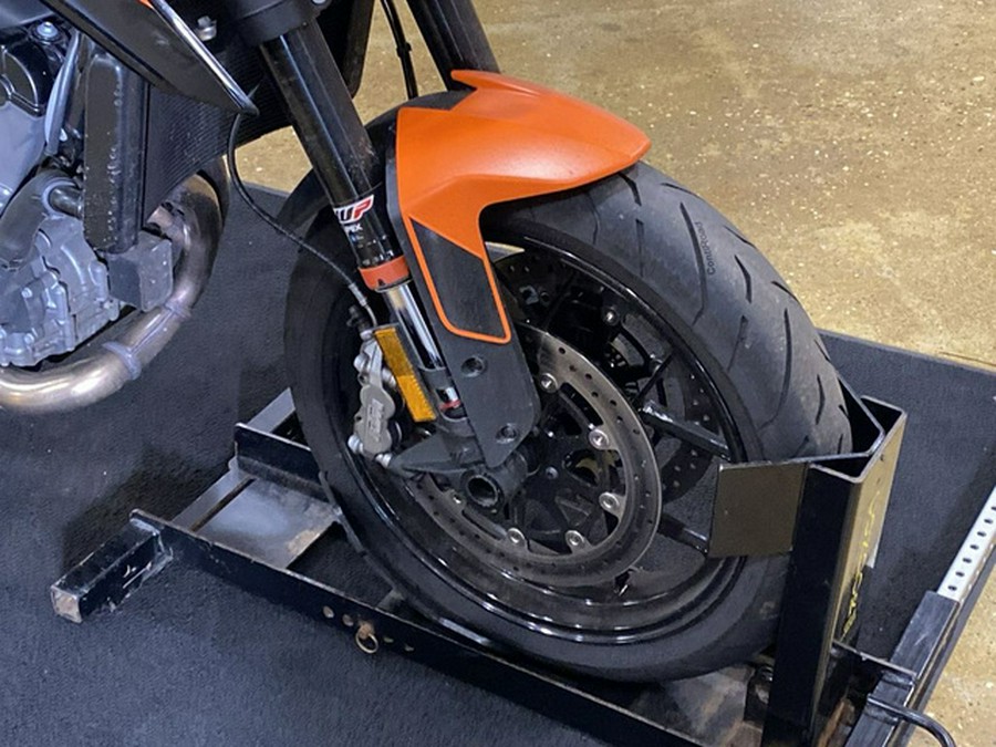 2022 KTM Duke 890 890 R