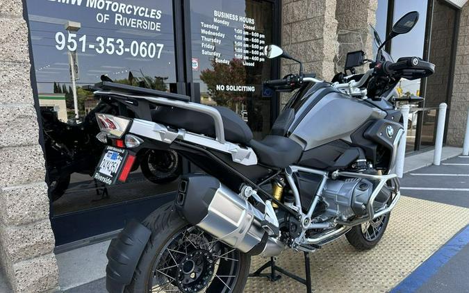 First ride: 2019 BMW R1250GS...