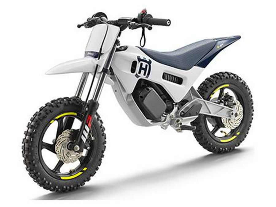 2025 Husqvarna EE 2