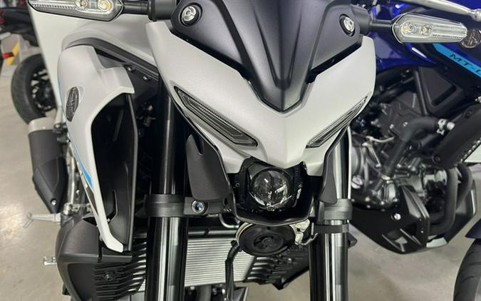 2025 Yamaha MT 03