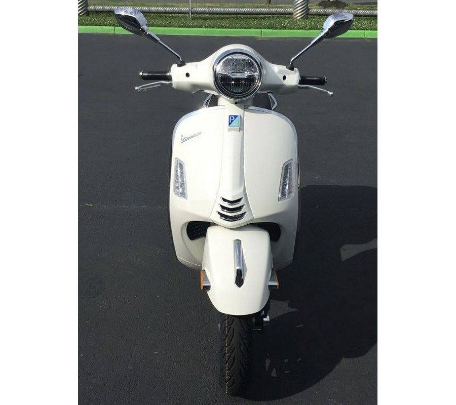 2024 Vespa GTS Super 300