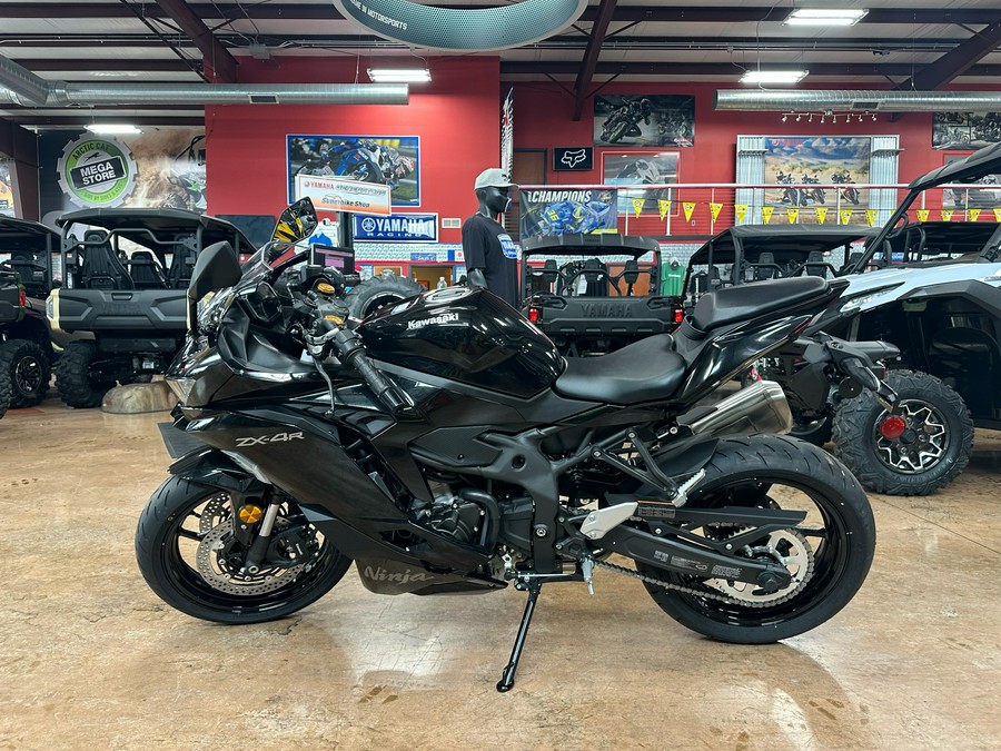 2024 Kawasaki Ninja ZX-4R ABS