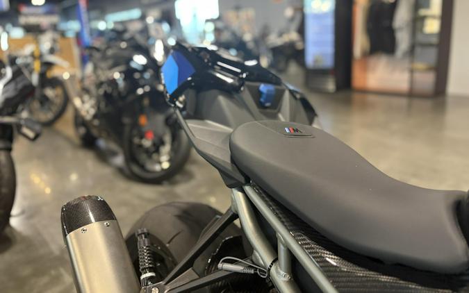 2026 BMW M 1000 R