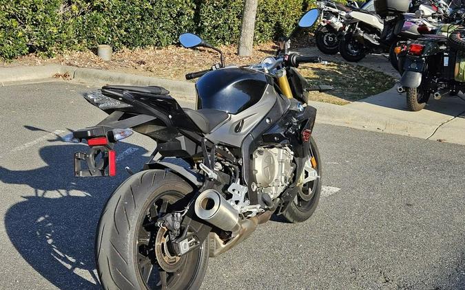 2016 BMW S 1000 R Black Storm Metallic