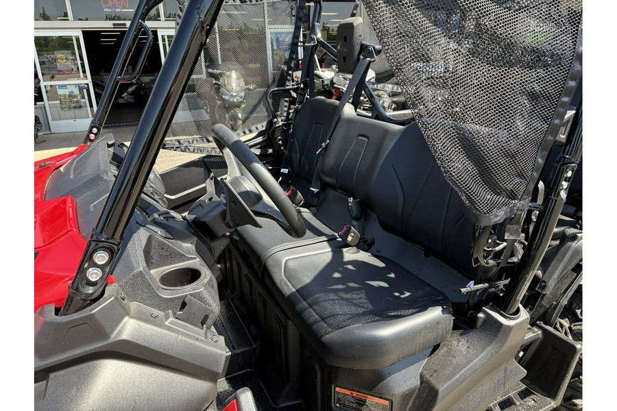 2025 Honda Pioneer 1000-5 Deluxe