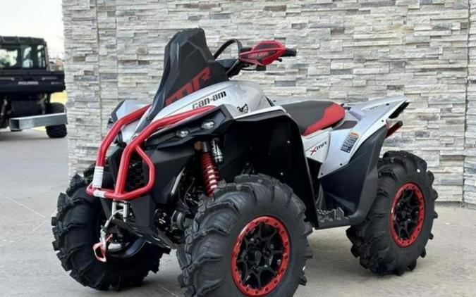 2026 Can-Am® Renegade X mr 1000 R Hyper Silver & Legion Red