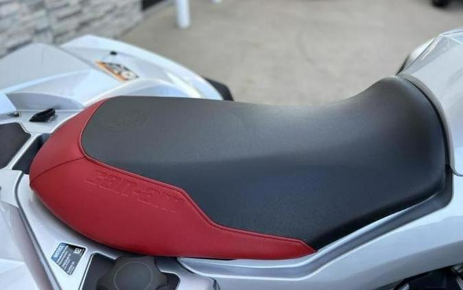 2026 Can-Am® Renegade X mr 1000 R Hyper Silver & Legion Red