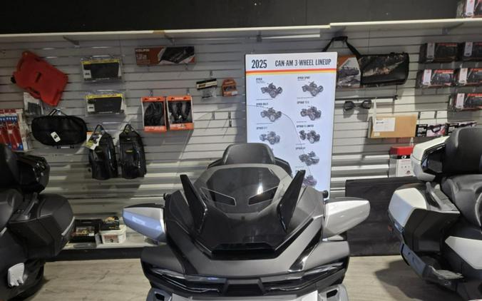 2025 Can-Am Spyder RT Sea-to-Sky