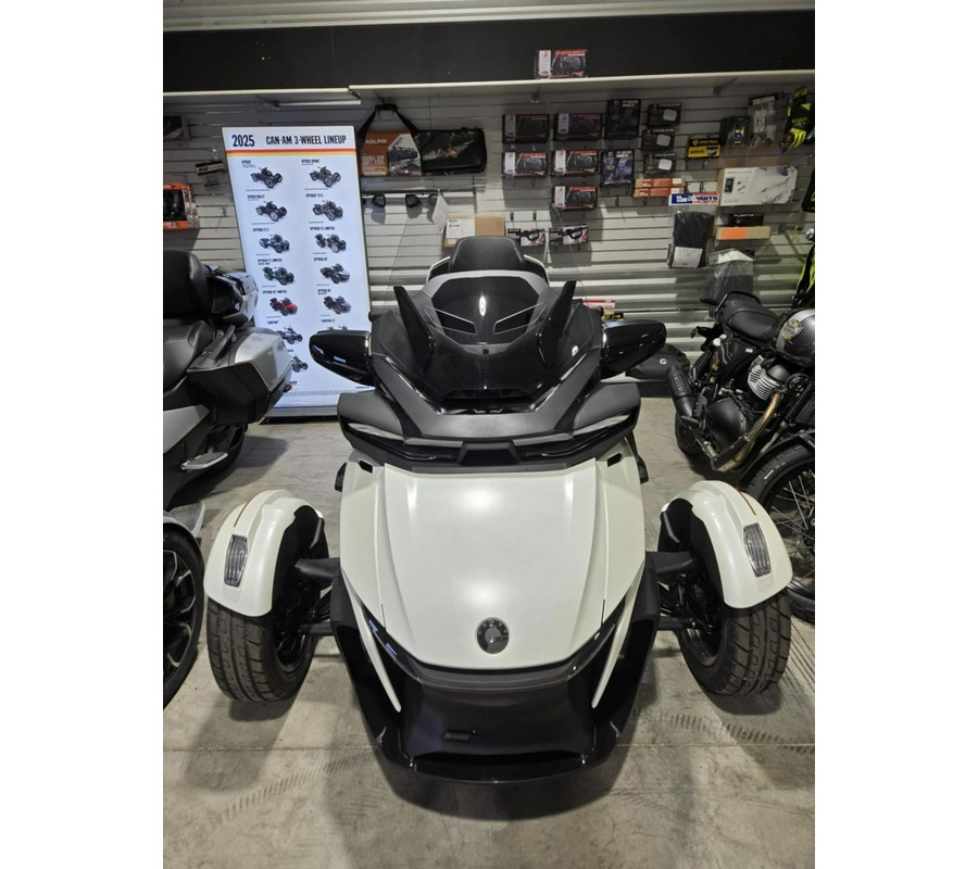 2025 Can-Am Spyder RT Sea-to-Sky