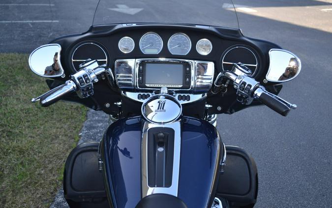 2014 Harley-Davidson® Tri Glide® Ultra - FLHTCUTG