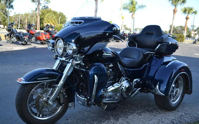 2014 Harley-Davidson® Tri Glide® Ultra - FLHTCUTG