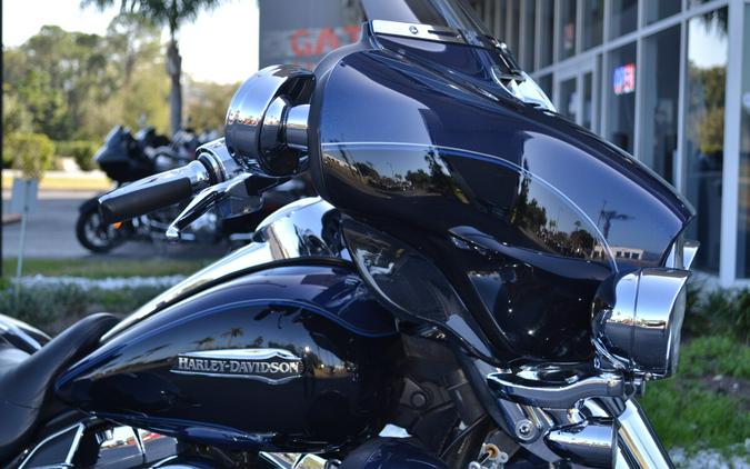 2014 Harley-Davidson® Tri Glide® Ultra - FLHTCUTG