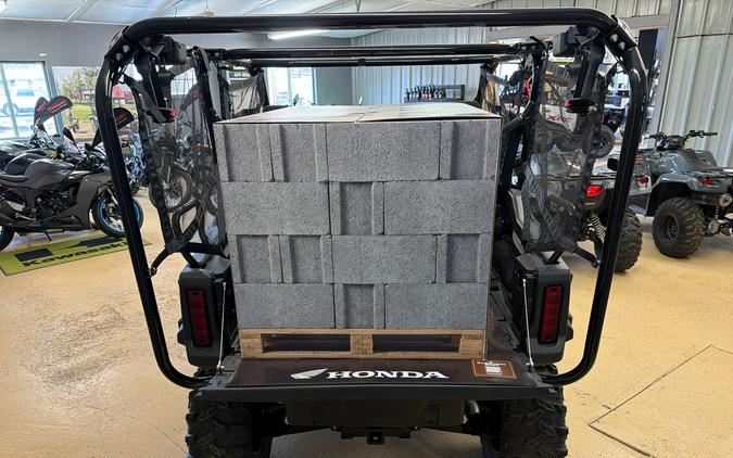 2025 Honda Pioneer 1000-5 Deluxe