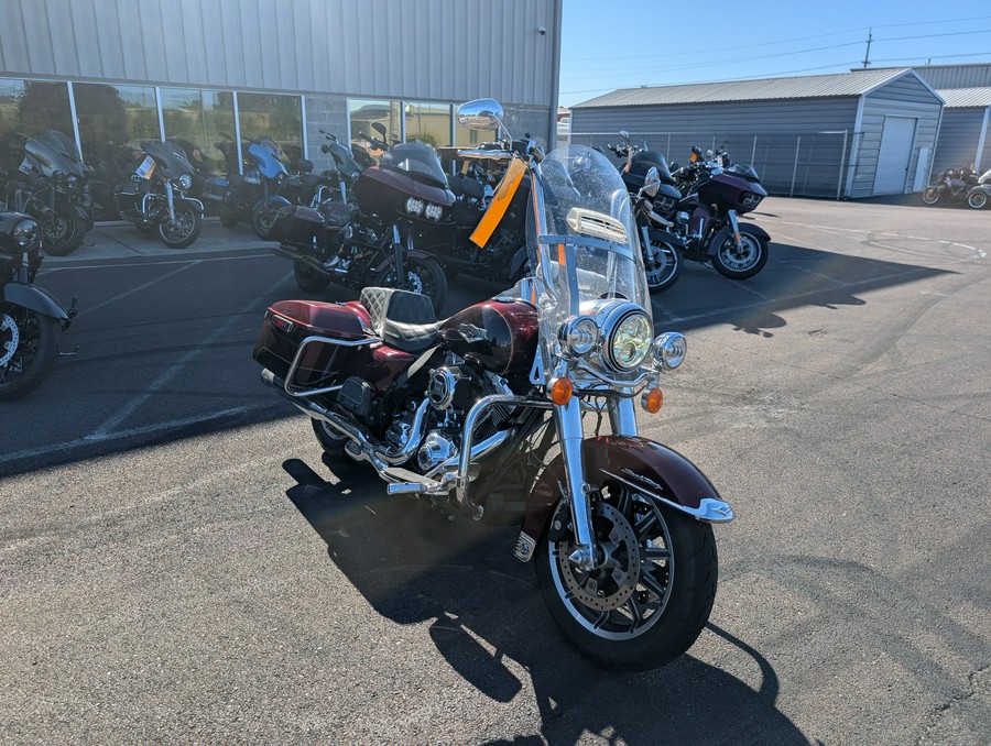2015 Harley-Davidson Road King®