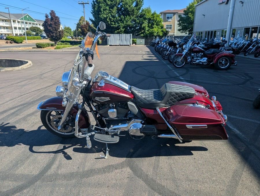 2015 Harley-Davidson Road King®