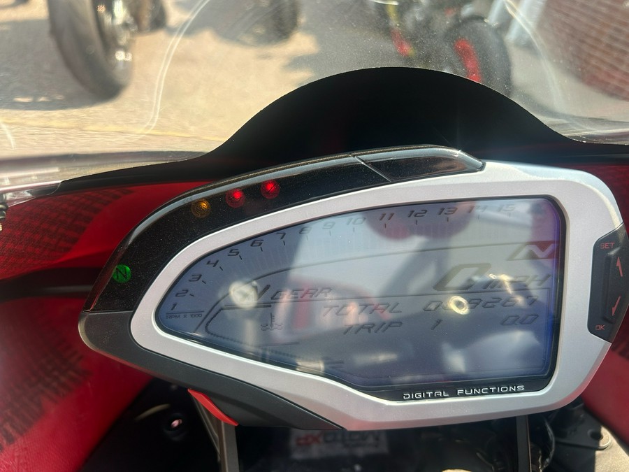 2016 MV Agusta F4