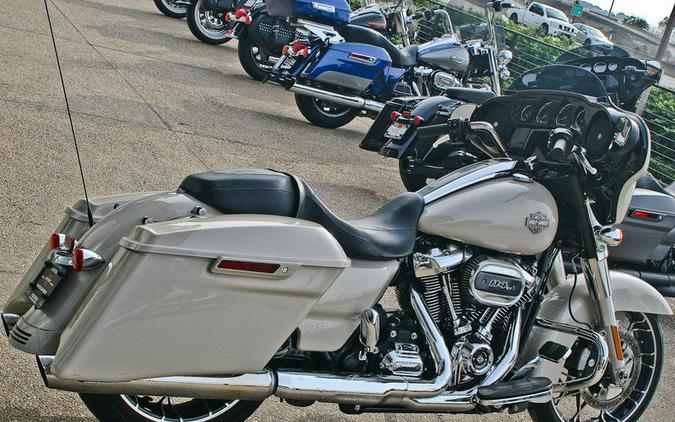 2022 Harley-Davidson® FLHXS - Street Glide® Special