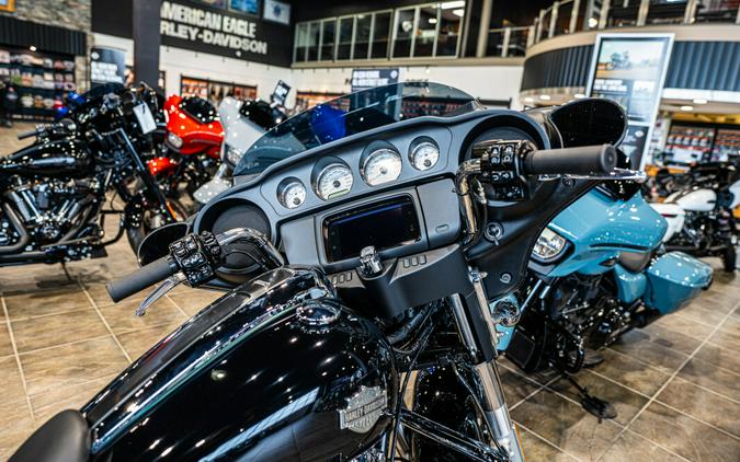 2023 Harley-Davidson Street Glide BLACK