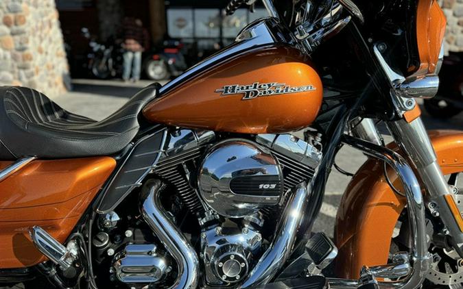 2015 Harley-Davidson FLHXS - Street Glide Special