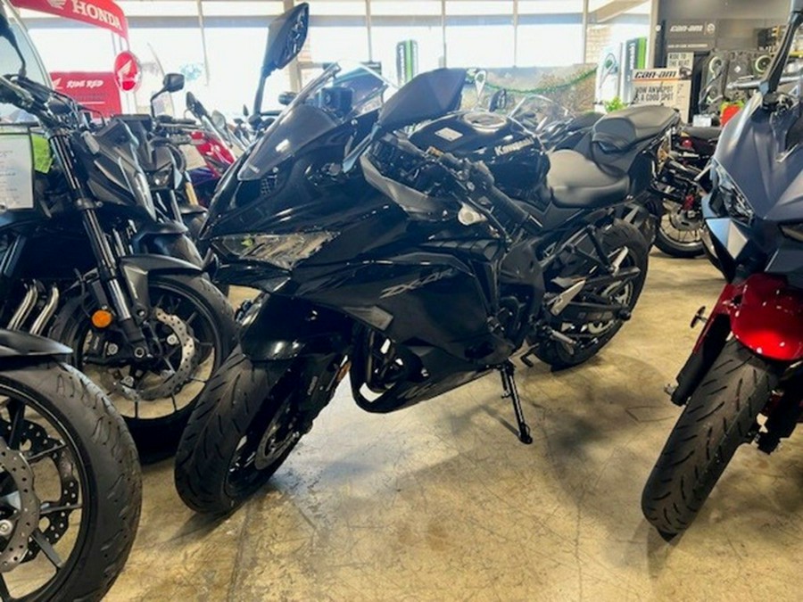 2026 Kawasaki Ninja ZX-4R ABS