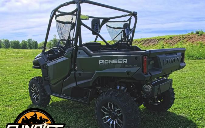 2025 Pioneer 1000 Trail - Honda