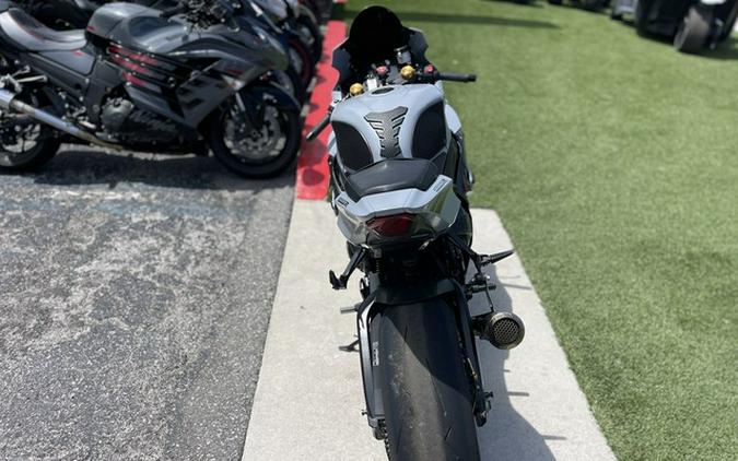 2022 Suzuki GSX-R 1000R