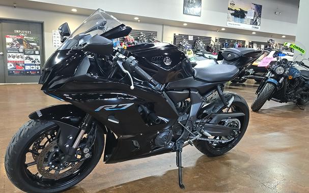 2023 Yamaha YZF-R7