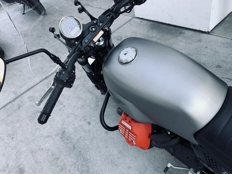 2018 Moto Guzzi V7 III Rough