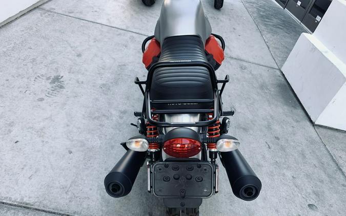 2018 Moto Guzzi V7 III Rough