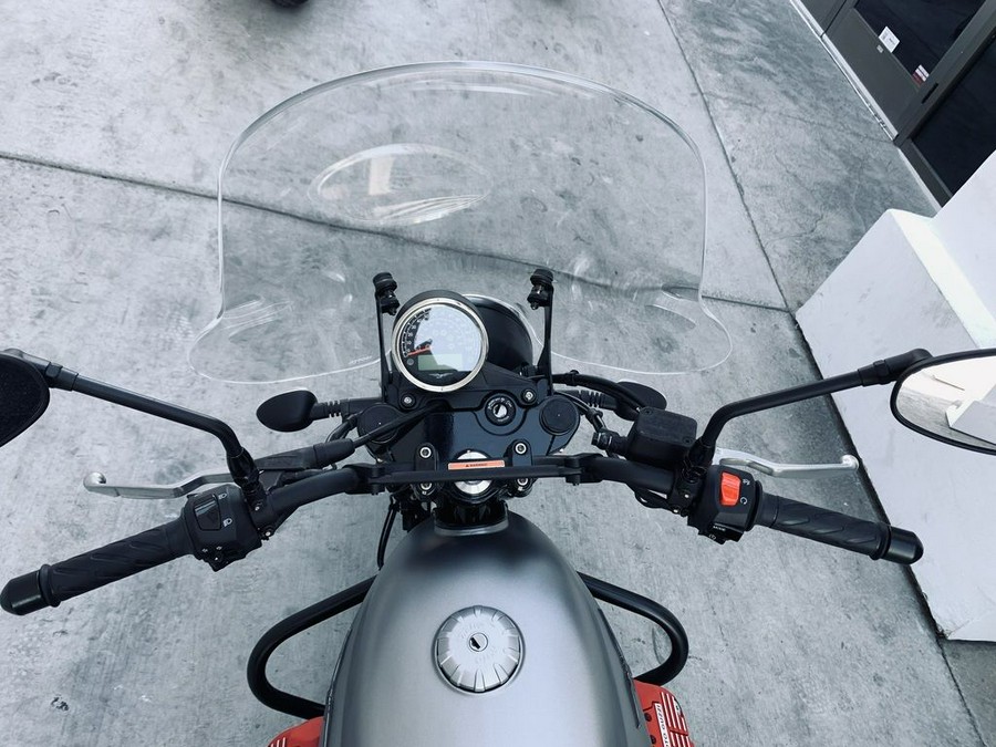 2018 Moto Guzzi V7 III Rough