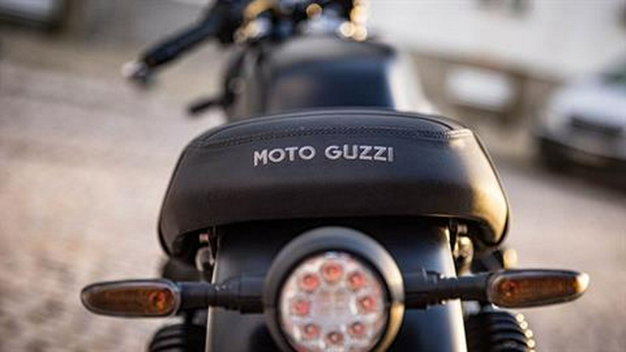 2021 Moto Guzzi V7 Stone E5