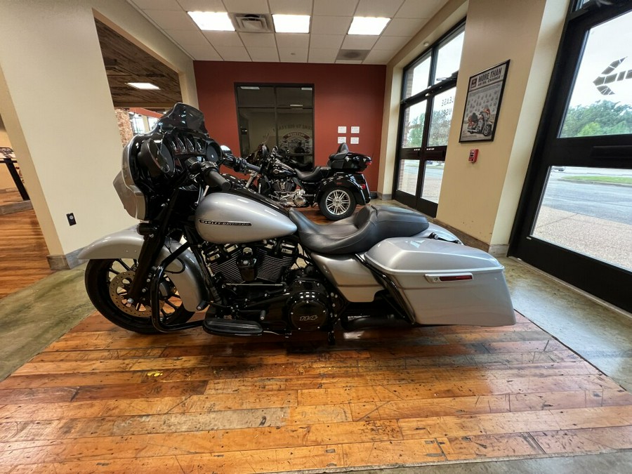 Used 2019 Harley-Davidson Street Glide Special Grand American Touring Motorcycle For Sale Near Memphis, TN