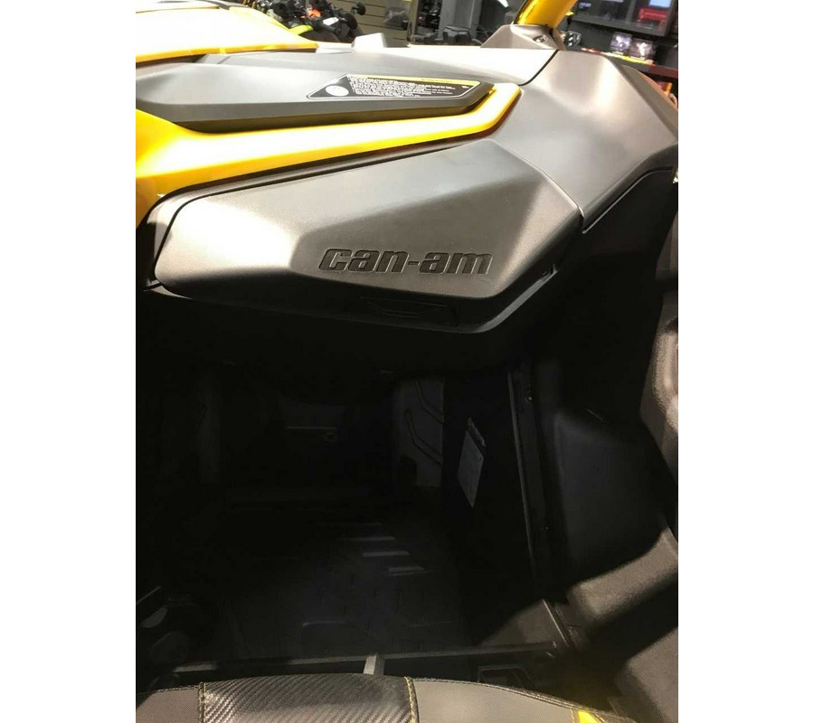 2024 Can-am MAVERICK R X RS WITH SMART-SHOX 999T DCT