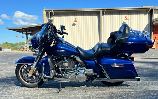 2016 Harley-Davidson FLHTCU - Electra Glide Ultra Classic