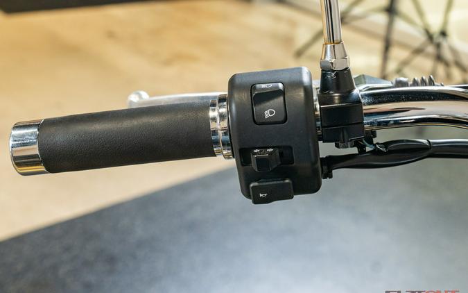 2012 VSTAR 950 - Star Motorcycles