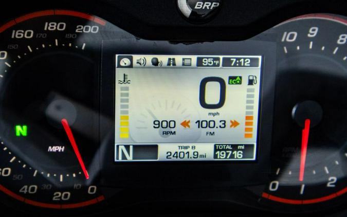2014 Can-Am Spyder RT-S SM6