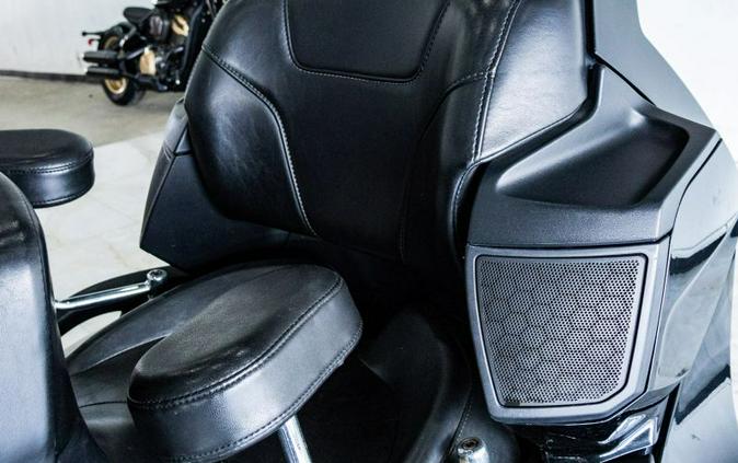 2014 Can-Am Spyder RT-S SM6