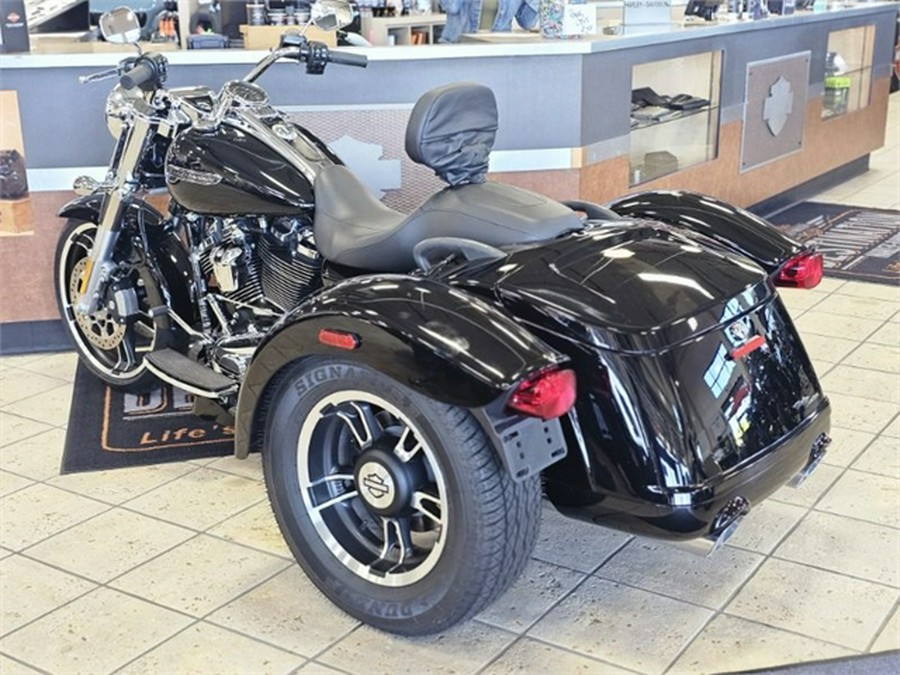 2021 Harley-Davidson Freewheeler