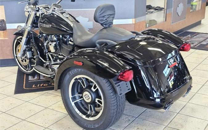 2021 Harley-Davidson Freewheeler