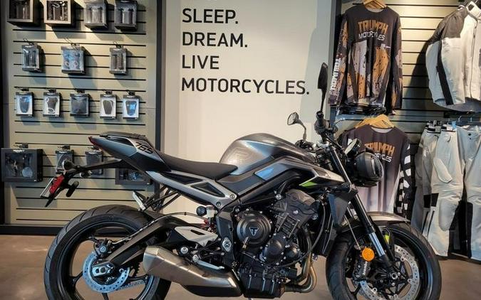 2024 Triumph STREET TRIPLE R