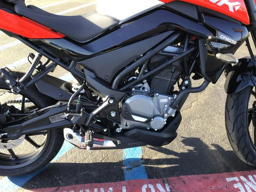 2025 CFMOTO 300NK